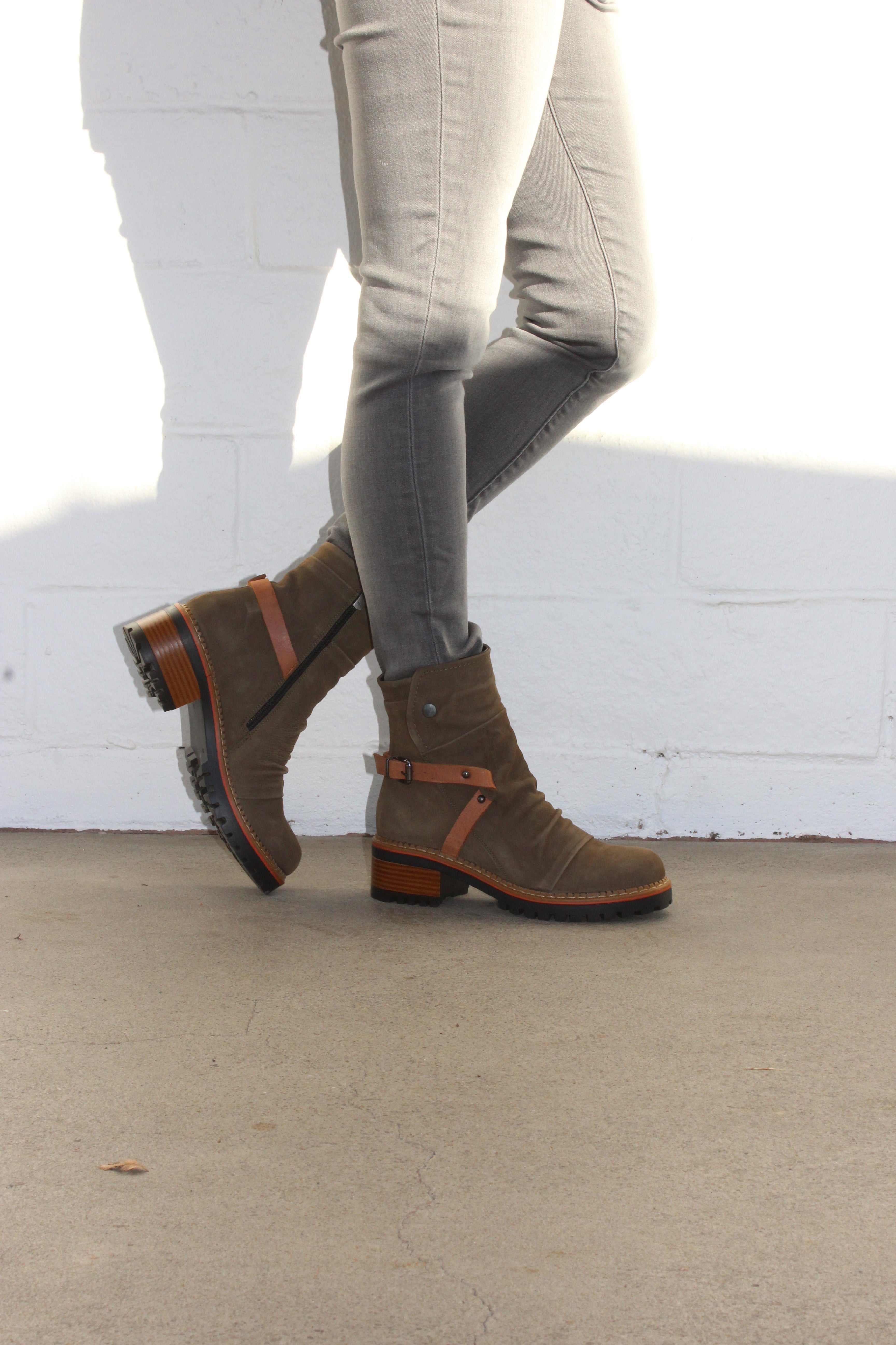 【在庫SALE】BiS 掲載ページ（約A3サイズ）#6748 Biza® Shoes | Official Site | Women's European Footwear – Biza Shoes